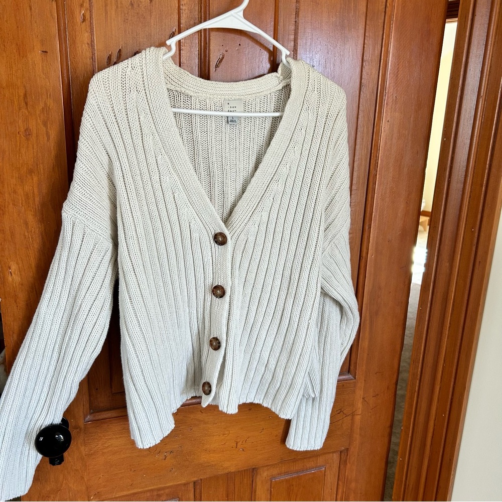 Women's Cream Sweater